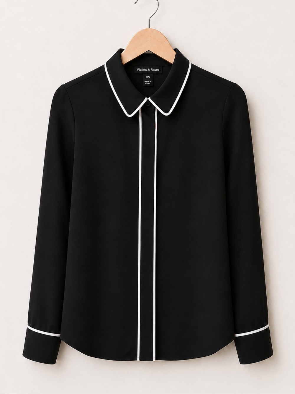 Violets & Roses Black Long Sleeve Collared Button Down Blouse with White Piping